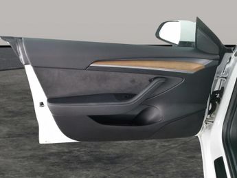 Tesla Model 3 Standard Range Plus RWD (241 bhp) - PARK ASSIST - LED - REVERSE 