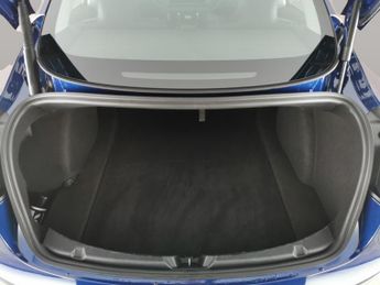 Tesla Model 3 Saloon RWD (241 bhp) - ACTIVE LANE ASSIST - KEYLESS ENTRY - 360 