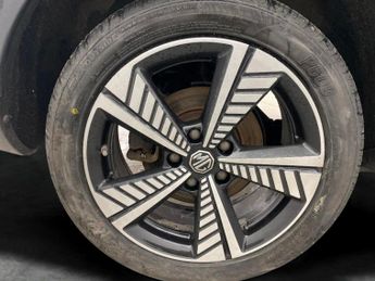 MG MG ZS 44.5kWh Exclusive (143 ps) - HEATED SEATS - NAV - BLIND SPOT ASS