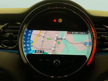 Mini Electric Hatch Cooper SE 32.6kWh Level 2 (184 ps) - HEATED SEATS - NAV