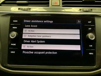 Volkswagen Tiguan 1.5 TSI EVO Match DSG (150 ps) - ACTIVE LANE ASSIST - KEYLESS EN