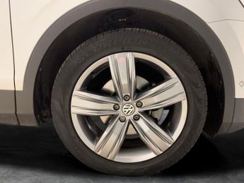 Volkswagen Tiguan 1.5 TSI EVO Match DSG (150 ps) - ACTIVE LANE ASSIST - KEYLESS EN