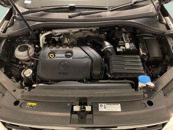 Volkswagen Tiguan 1.5 TSI EVO Match DSG (150 ps) - ACTIVE LANE ASSIST - KEYLESS EN