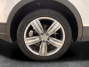 Volkswagen Tiguan 1.5 TSI EVO Match DSG (150 ps) - ACTIVE LANE ASSIST - KEYLESS EN