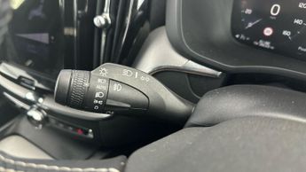 Volvo XC60 2.0 B4 MHEV R-Design AWD (197 ps) - B PILLAR VENTILATION - BLUET