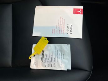 Tesla Model Y (Dual Motor) Long Range 4WDE (384 bhp) - HEATED LEATHER - HEATED