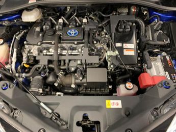 Toyota C-HR 1.8 VVT-h Icon CVT (122 ps) - REVERSE CAM - LANE DEPARTURE ALERT