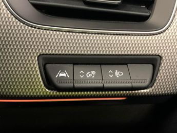Renault Arkana 1.6 E-TECH S Edition 2WD (145 bhp) - BLIND SPOT ASSIST - LANE DE