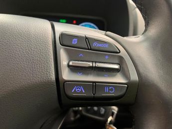 Hyundai Kona 1.6 h-GDi SE Connect DCT (141 ps) - CRUISE - DIGITAL DASH - PADD