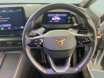 Cupra Born 58kWh V2 (204 ps) - WIRELESS CHARGER - 19IN ALLOYS - CLIMATE CON