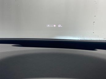 Cupra Born 58kWh V2 (204 ps) - WIRELESS CHARGER - 19IN ALLOYS - CLIMATE CON