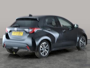 Toyota Yaris 1.5 Design CVT [Nav] - LANE TRACE ASSIST - LANE DEPARTURE  - BLU