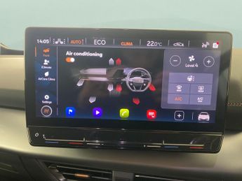 Cupra Born 58kWh V2 (204 ps) - WIRELESS CHARGER - 19IN ALLOYS - CLIMATE CON