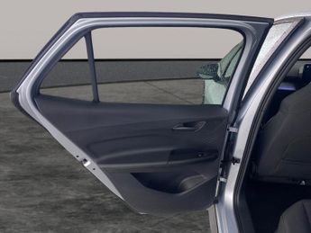 Cupra Born 58kWh V2 (204 ps) - WIRELESS CHARGER - 19IN ALLOYS - CLIMATE CON