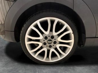 Mini Hatch 2.0 Cooper SD 6Spd (170 ps) - CROSS PUNCH LEATHER - CARBON BLACK