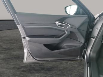 Audi e-tron 50 Technik quattro 71.2kWh (11kW Charger) (313 ps) - KEYLESS ENT