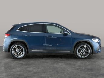 Mercedes-Benz GLA 1.3 GLA250e 15.6kWh Exclusive Edition Plug-in 8G-DCT (218 ps) - 
