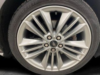 Ford Focus 2.0 EcoBlue Vignale (150 ps) - HEATED STEERING