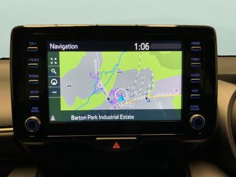 Toyota Yaris 1.5 Design CVT [Nav] - LANE TRACE ASSIST - LANE DEPARTURE  - BLU