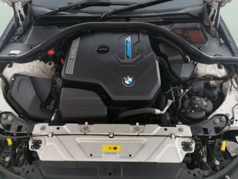 BMW 3 Series 2.0 330e 12kWh SE Pro Touring Plug-in (292 ps) - ACTIVE LANE ASS