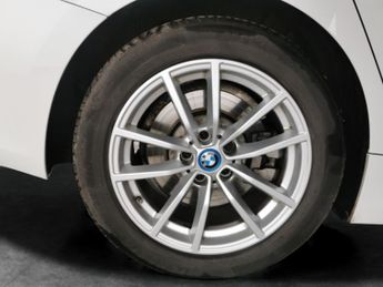 BMW 3 Series 2.0 330e 12kWh SE Pro Touring Plug-in (292 ps) - ACTIVE LANE ASS