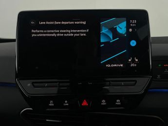 Volkswagen ID.3 Pro 58kWh Life (145 ps) - ACTIVE LANE ASSIST - LED - NAV