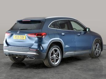 Mercedes-Benz GLA 1.3 GLA250e 15.6kWh Exclusive Edition Plug-in 8G-DCT (218 ps) - 