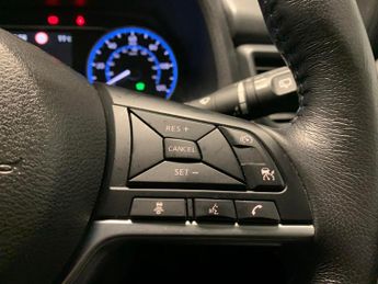 Nissan Leaf 110kW Acenta 39kWh [Tech Pack] - 360 CAM - LED - REVERSE CAM