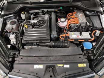 Skoda Octavia 1.4 TSI iV 13kWh SE Technology Plug-in DSG (204 ps) - BLUETOOTH 