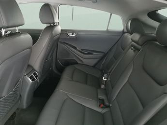 Hyundai Ioniq 38.3kWh Premium (136 ps) - HEAT AND COOL SEATS - LED - REVERSE C