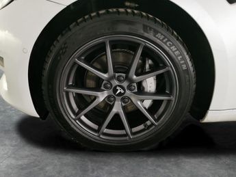 Tesla Model 3 (Dual Motor) Long Range 4WDE (346 ps) - PARK ASSIST - LED - REVE