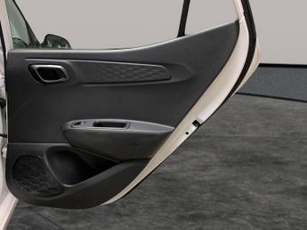 Hyundai i10 1.0 Advance (67 ps) - BLUETOOTH - CRUISE - AIR CON