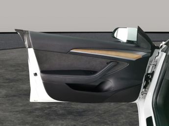 Tesla Model 3 (Dual Motor) Long Range 4WDE (346 ps) - PARK ASSIST - LED - REVE