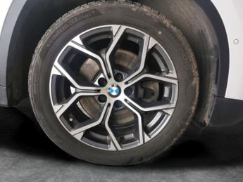 BMW X1 1.5 25e 10kWh xLine Plug-in xDrive (220 ps) - PARK ASSIST - LED 