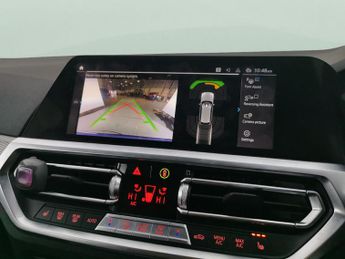 BMW 3 Series 2.0 330e 12kWh M Sport Touring Plug-in (292 ps) - REVERSE CAM