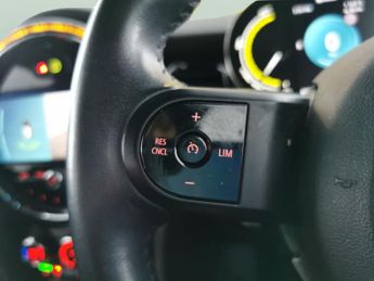 Mini Electric Hatch Cooper SE 32.6kWh Level 2 (184 ps) - LED - REVERSE CAM - HEATED 