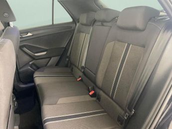 Volkswagen T-Roc 1.5 TSI EVO Black Edition DSG (150 ps) - CLIMATE CONTROL - PRIVA