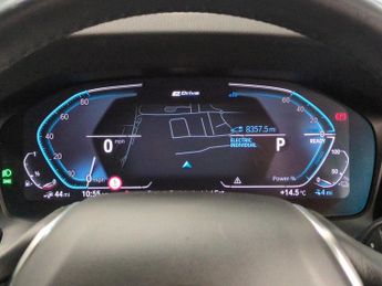 BMW 3 Series 2.0 330e 12kWh SE Pro Plug-in (292 ps) - NAV - ACOUSTIC GLAZING