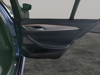 BMW 5 Series 2.0 520d M Sport Touring (190 ps) - HK AUDIO - HEATED STEERING