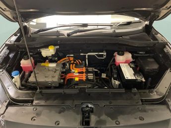 MG MG ZS 44.5kWh Exclusive (143 ps) - HEATED SEATS - NAV - BLIND SPOT ASS