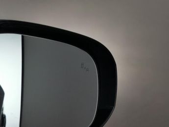 Mitsubishi Outlander 2.4h TwinMotor 13.8kWh Dynamic Plug-in CVT 4WD (224 ps) - REVERS