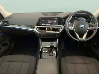 BMW 3 Series 2.0 330e 12kWh SE Pro Plug-in (292 ps) - NAV - ACOUSTIC GLAZING