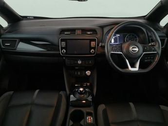 Nissan Leaf 39kWh Tekna (150 ps) - LED - NAV - ALCANTARA