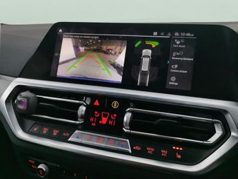 BMW 3 Series 2.0 330e 12kWh M Sport Touring Plug-in (292 ps) - REVERSE CAM