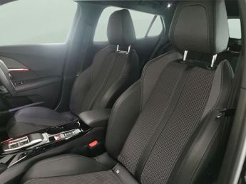 Peugeot E-2008 50kWh GT (7kW Charger) (136 ps) - REVERSE CAM - NAV - HEATED SEA
