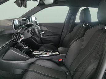 Peugeot E-2008 50kWh GT (7kW Charger) (136 ps) - REVERSE CAM - NAV - HEATED SEA