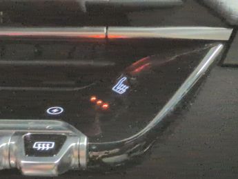 Peugeot E-2008 50kWh GT (7kW Charger) (136 ps) - REVERSE CAM - NAV - HEATED SEA