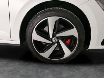 Volkswagen Polo 2.0 TSI GPF GTI+ DSG (200 ps) - LIGHT AND SIGHT PACK - BLUETOOTH