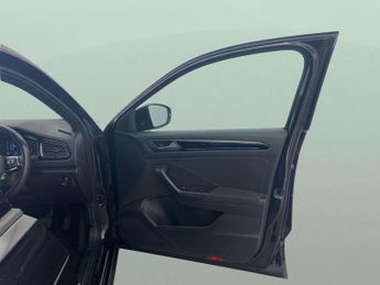 Volkswagen T-Roc 1.5 TSI EVO Black Edition DSG (150 ps) - CLIMATE CONTROL - PRIVA
