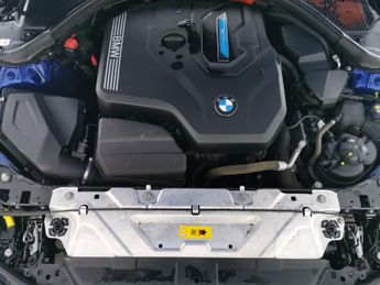BMW 3 Series 2.0 330e 12kWh M Sport Touring Plug-in (292 ps) - REVERSE CAM